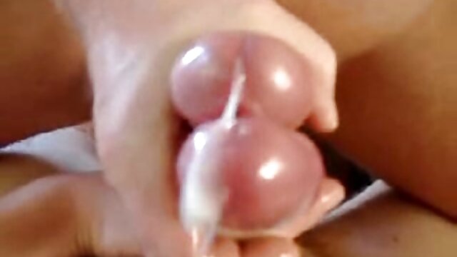 Főiskolások játszanak családi sex videó a kollégiumban